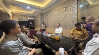 Wali_Kota_Surabaya_Bantu_30_Korban_Ijazah_Palsu_Laporkan_Polisi