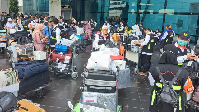 36 Jemaah Haji Ilegal: Terbongkar di Soetta, Pakai Visa Kerja