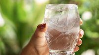 Air Dingin Bikin Gemuk? Fakta Mengejutkan & Penjelasannya Air Dingin Bikin Gemuk? Fakta Mengejutkan & Penjelasannya