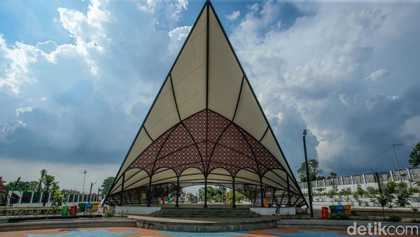 Alun-alun Depok: Sejarah Baru, Misteri Masa Lalu?