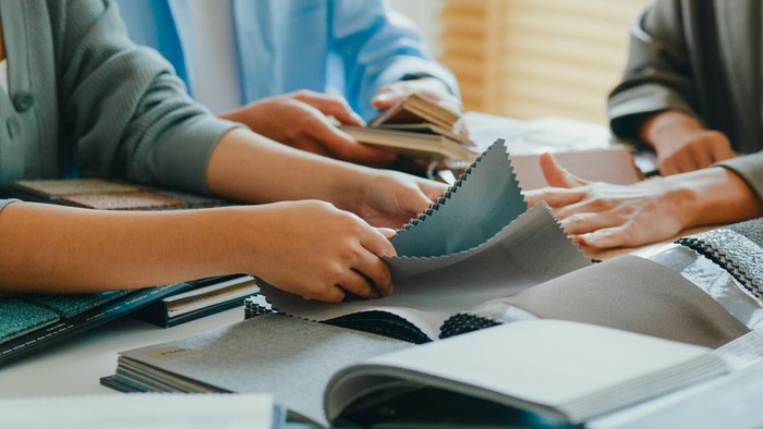 Ancaman PHK Massal: Rencana Prabowo Hapus Outsourcing?