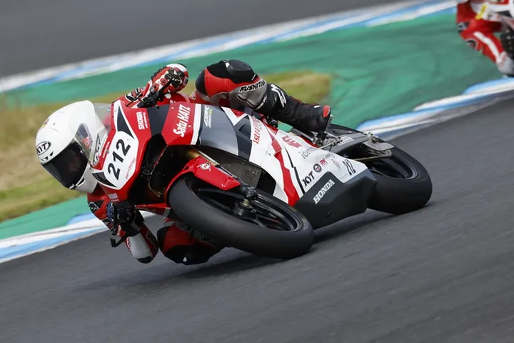 Astra Honda Racing Team Juara ARRC Motegi: Merah Putih Berkibar!
