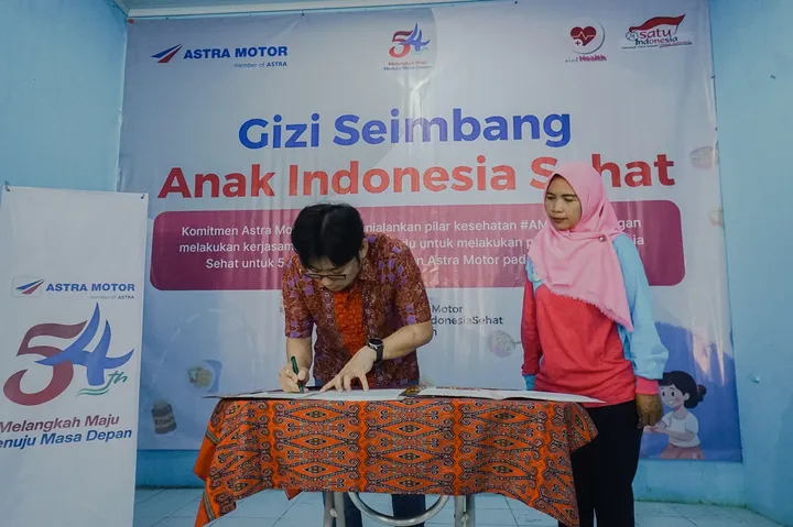 Astra Motor: Bina Posyandu, Jaga Kesehatan Anak Indonesia