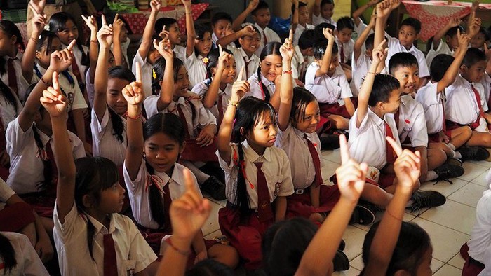 Aturan Baru Study Tour Jabar: Edaran Gubernur Terbaru Rilis