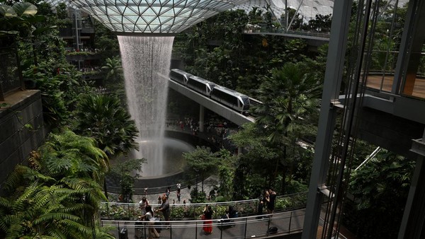 Bandara Asia Berbenah: Antisipasi Lonjakan Penumpang Liburan