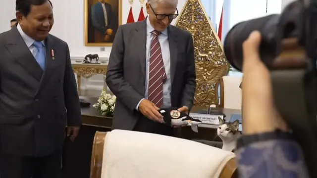 Bill Gates Temui Bobby Kertanegara: Kisah Inspiratif yang Mengejutkan