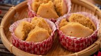 Bolu Kukus Gula Palem: Resep Anti Gagal, Empuk & Lembut