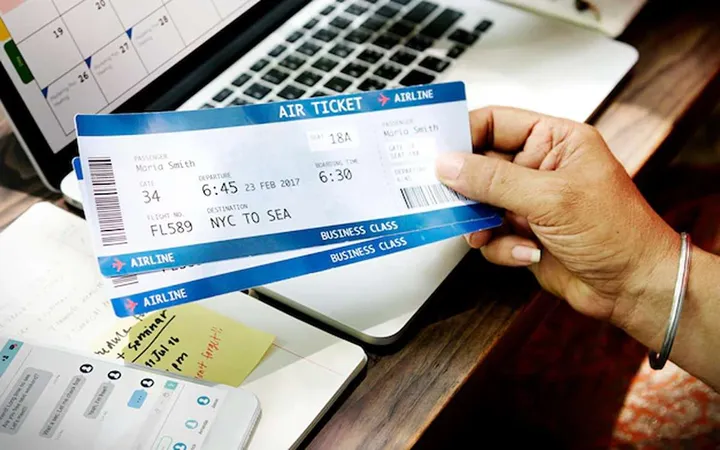 Buruan! Diskon Tiket Pesawat 14% ke Padang, Mudik & Liburan Murah