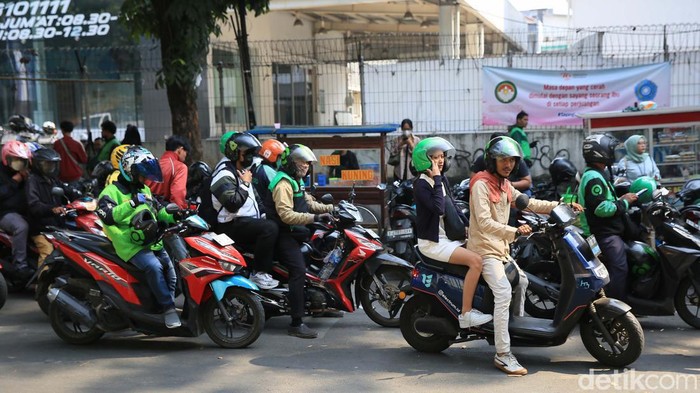 Driver Ojol Ancam Mogok Nasional: Aplikasi Transportasi Terancam Mati