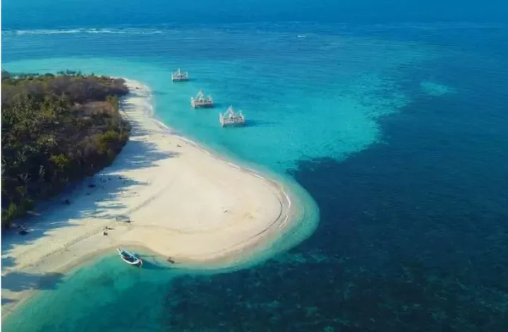 Gili Labak Sumenep: Surga Tersembunyi, Pesona Pantai Memukau