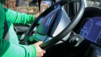 Hindari Kecelakaan! Tips Mengemudi Aman untuk Pengemudi Truk & Pengendara