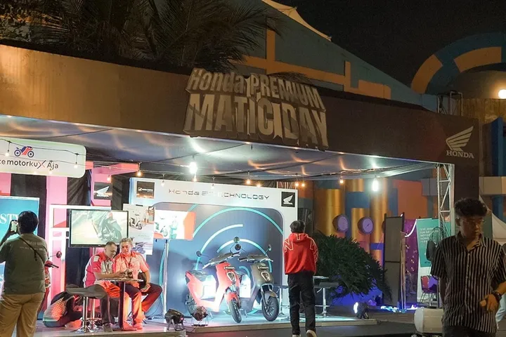 Honda EM1 e: Mencuri Perhatian di Saloka Fest Semarang