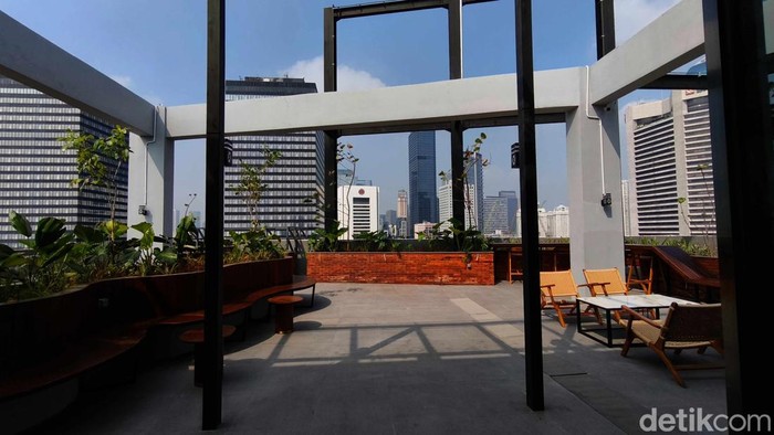 Hotel Boutique Seni Dukuh Atas: Transit Mewah & Instagramable