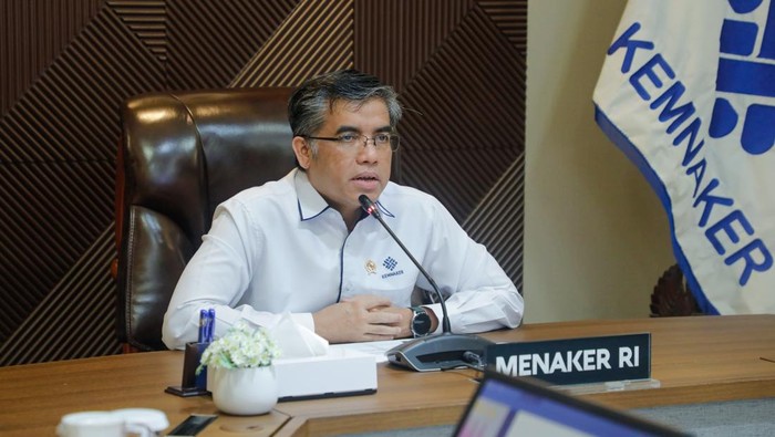 Ijazah Ditahan Perusahaan? Menaker Solusi Masalah Karyawan
