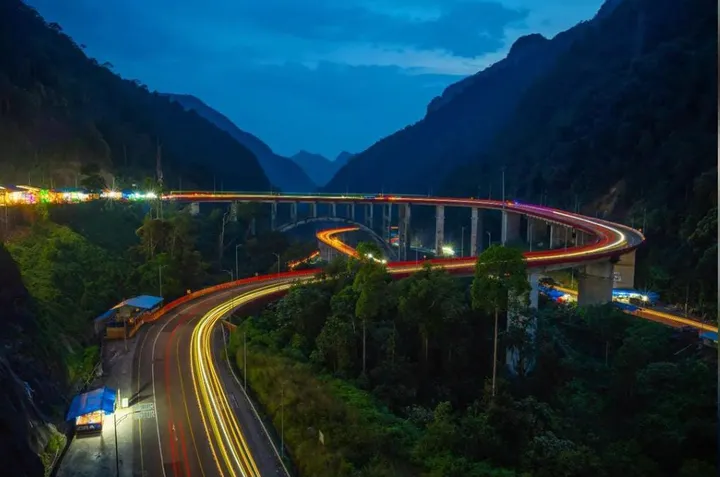 Jelajahi Kelok Sembilan: Prakiraan Cuaca Limapuluh Kota Esok Hari