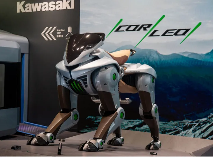 Kawasaki CORLEO: Robot Kaki Empat, Futuristik, Panjat Tebing!