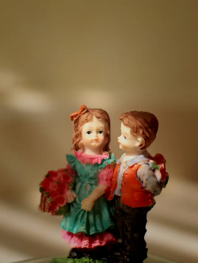 Keluarga Kuat, Cegah Risiko Grup Fantasi Sedarah Online