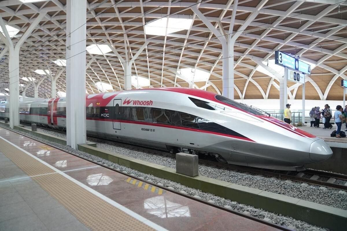 Ketinggalan Whoosh? Tenang, Reschedule Mudah Hingga 15 Menit!