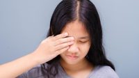 Mata Kedutan: Mitos Uang atau Masalah Medis? Cari Tahu!