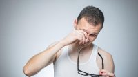Mata Kedutan Tak Biasa? Waspada, Segera Periksa Dokter! Mata Kedutan Tak Biasa? Waspada, Segera Periksa Dokter!