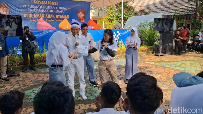 Meutya Hafid-Dedi Mulyadi: Kolaborasi Ampuh Tekan Angka Kemiskinan Jabar