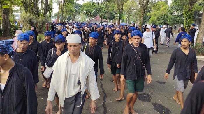 Misteri 8 Tahun: Kembalinya Kepala Desa Baduy ke Seba