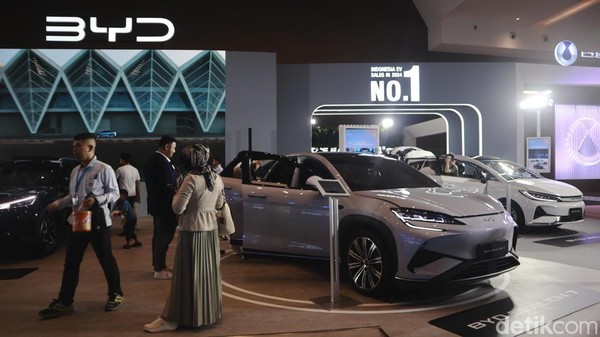 Mobil Terlaris April 2025: Kejutan BYD & Chery Kalahkan Hyundai