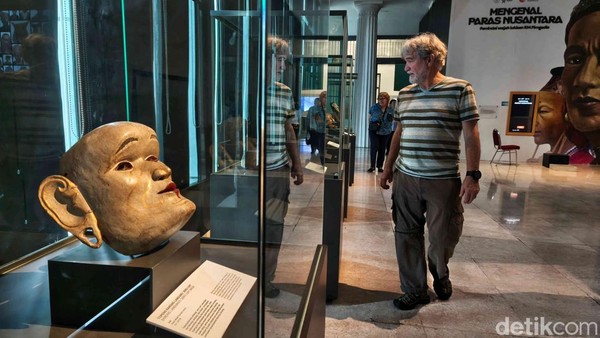 Museum Nasional Buka Malam? Inilah Pengalamannya yang Mengesankan