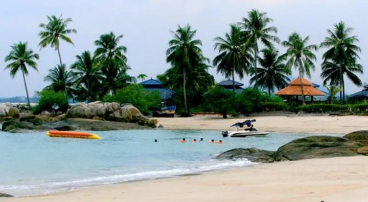 Pantai Parai Tenggiri Sungailiat: Surga Tersembunyi Bangka Belitung