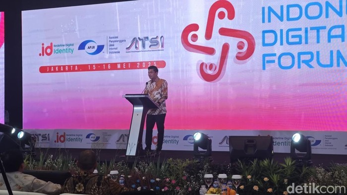 Pengguna Internet Indonesia Naik Tipis: Apa Penyebabnya?