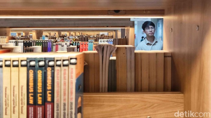 Perpustakaan Jakarta Buka Malam: Antusias Warga Melonjak Tinggi