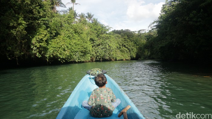 Pesona Green Canyon Pangandaran: Jelajahi Keindahan Alamnya yang Mempesona