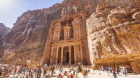 Petra Kembali Memukau: Wisata Aman Usai Banjir Bandang