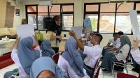 Petualangan 14 Guru Australia: Budaya & Pendidikan Indonesia