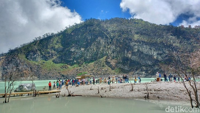 Petualangan Jakarta-Ciwidey: Rute Kereta & Transportasi Terlengkap