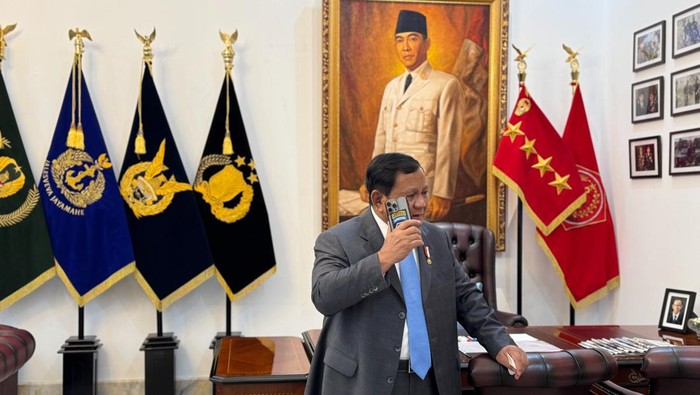 Prabowo Telepon PM Singapura: Selamat Menang Pemilu Singapura