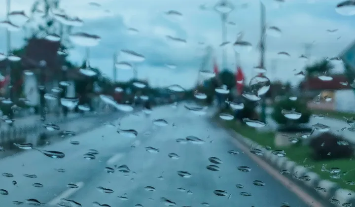 Prakiraan Cuaca Tangerang 26 Mei 2025: Hujan Sore, Siap?