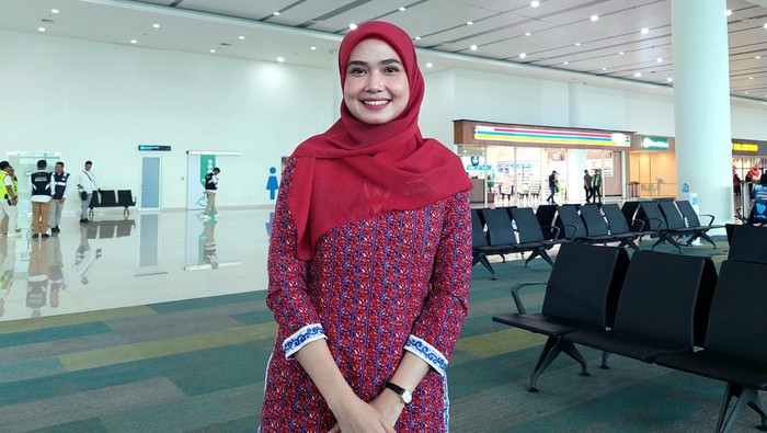 Pramugari Lion Air: Kisah Lucu Layani Jemaah Umroh, Minta Jamu?