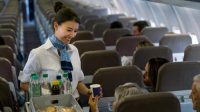 Rahasia Air Panas Pesawat: Pramugari Ungkap Fakta Mengejutkan