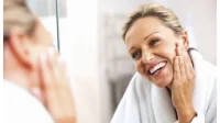 Rahasia Kulit Kencang di Usia 40an: Rutinitas Pagi Sederhana
