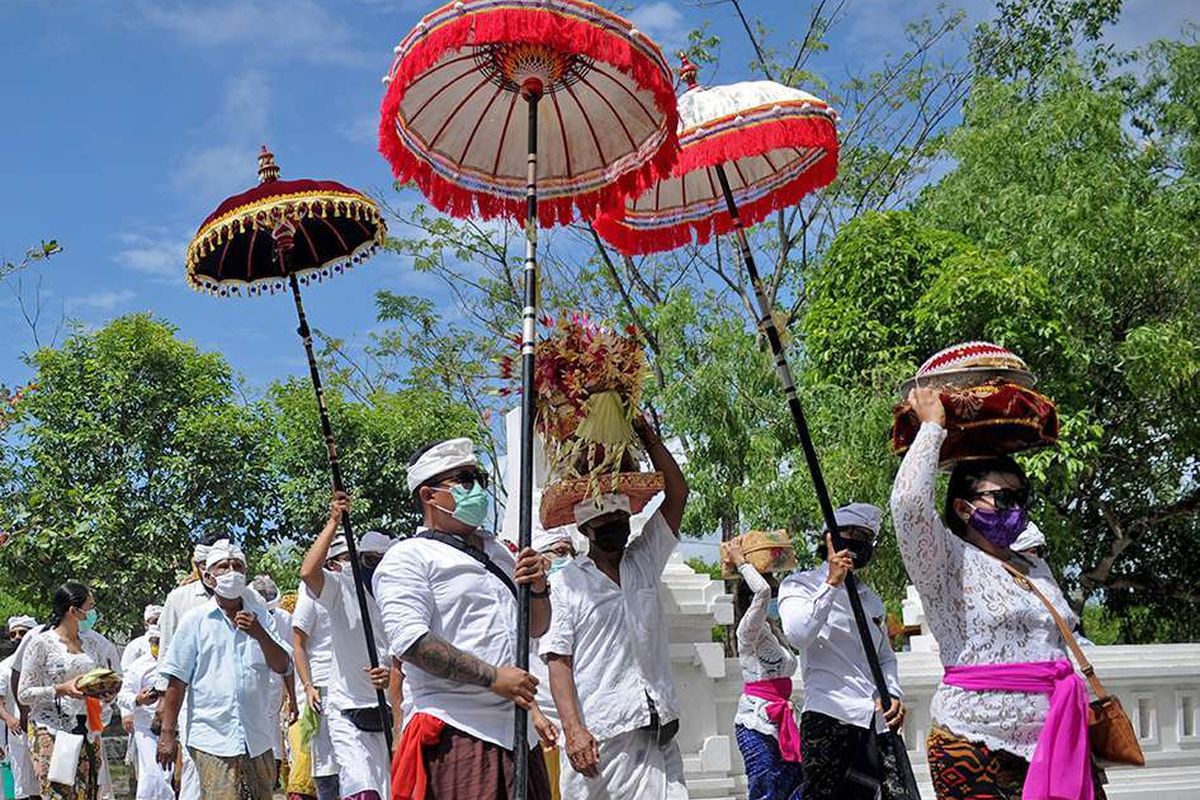 Rahasia Nama & Tanggal Hari Raya Kuningan 2025