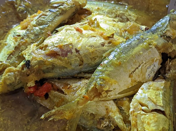 Resep Diet Sehat: Ikan Selar Kuah Kuning Lezat & Mudah