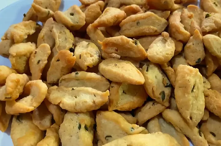 Resep Kue Bawang Renyah Gurih Tanpa Santan: Favorit Lebaran