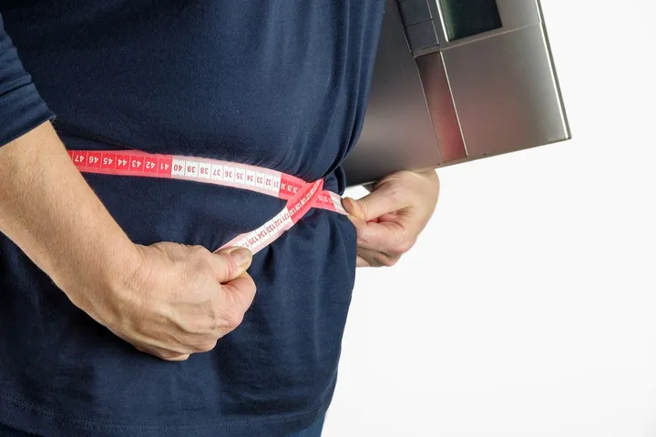 Sedot Lemak: Harga Fantastis, Manfaat & Risiko, Pilihan Selebriti