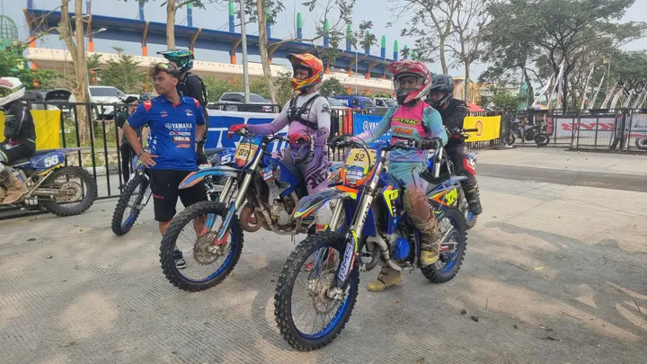 Sensasi Fun Riding WR155R: bLU cRU Experience Day Bandung