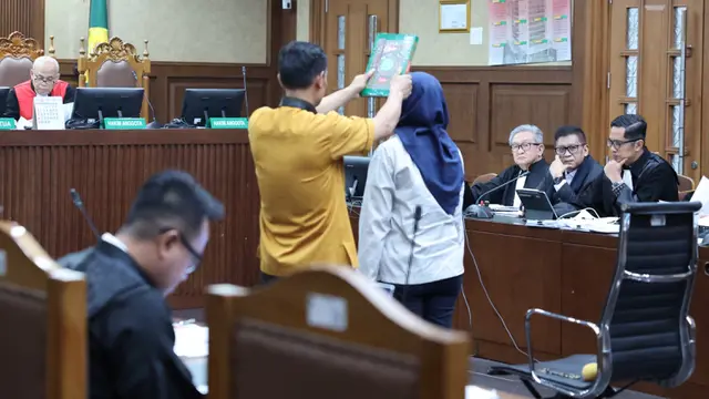 Sidang Hasto: Pengakuan Mengejutkan, Harun Masiku Gantikan Riezky?