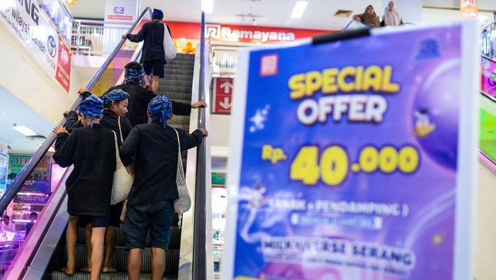 Suku Badui di Mal: Jelang Seba, Tradisi Unik Terungkap