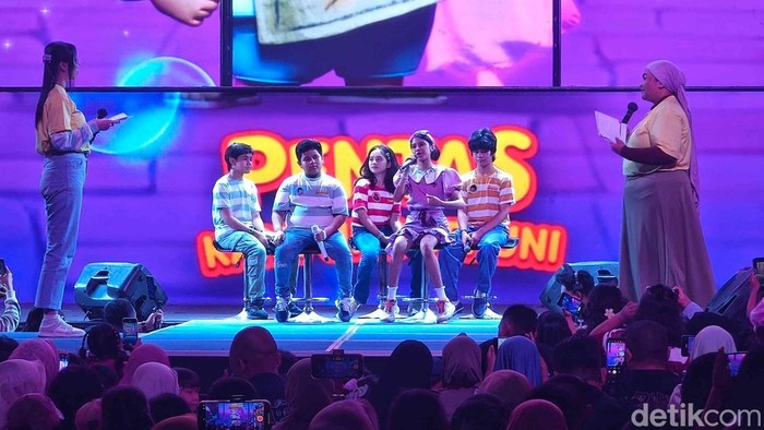 TSM Cibubur Ramai! Bocil Jumbo, Don & Meri Jadi Idola