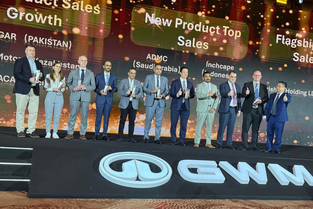 Tank 500 GWM: Penjualan Global Terbaik, Raih Prestasi Indonesia