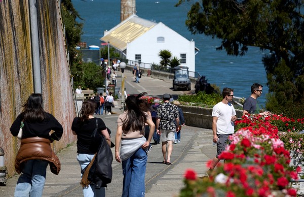 Trump Ingin Hidupkan Kembali Penjara Alcatraz: Kontroversi Besar